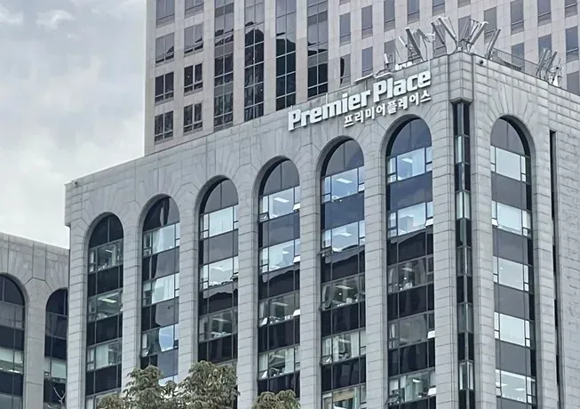 머니투데이, GIC로부터 광화문 ‘프리미어 플레이스’ 평당 3,350만원에 인수 완료