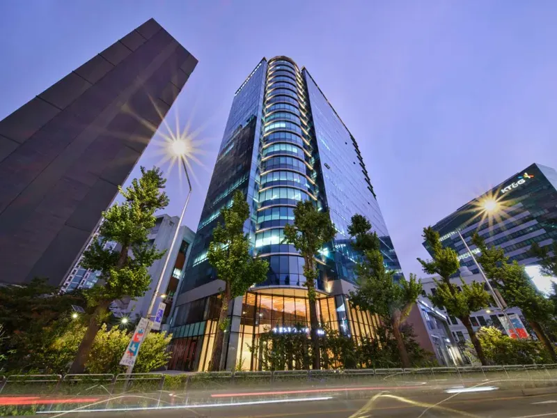 도심 임대차 경쟁 심화에 공실 18%로 증가한 ‘웨스트게이트타워’, 매각 숨고르기