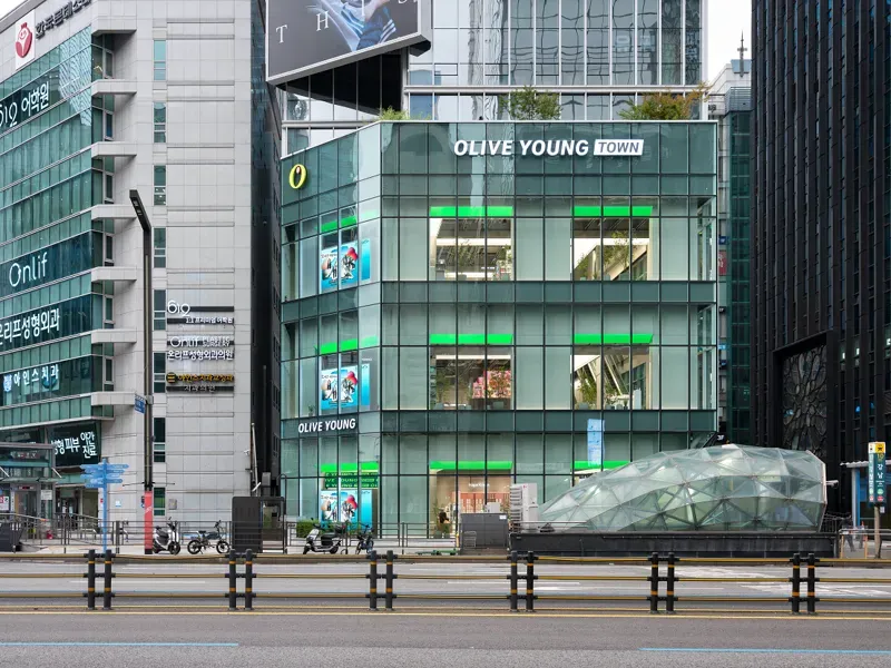 북성수부터 안국역까지, 계속되는 올리브영의 진격