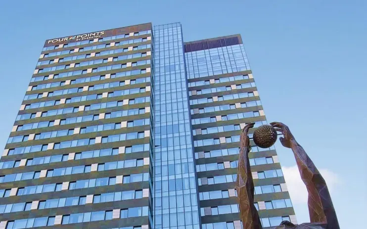 실타래 꼬이는 ‘포포인츠 명동’ 매각, 퍼시픽 제외하고 인수 추진하는 신세계 .. 매도자는 난색