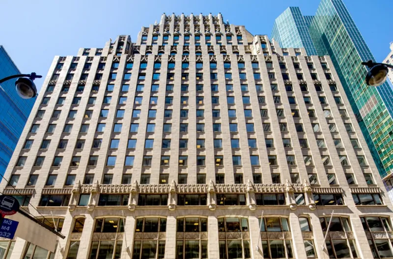 대신증권 소유 맨해튼 오피스 리파이낸싱에 동부화재 참여, 1,100억원 규모 선순위 대출에 금리는 8% 수준