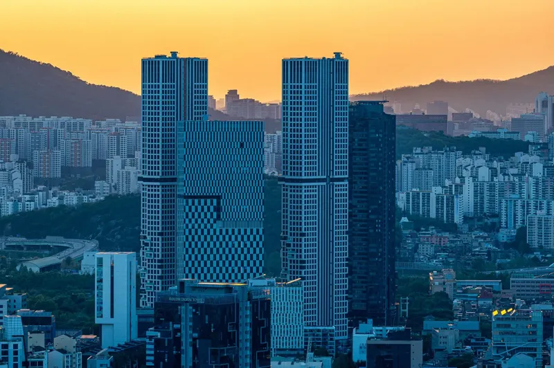 GIC가 투자한 '아크로 서울 포레스트', 5,400억 규모 리캡 마무리 .. 올인코스트 3.8%