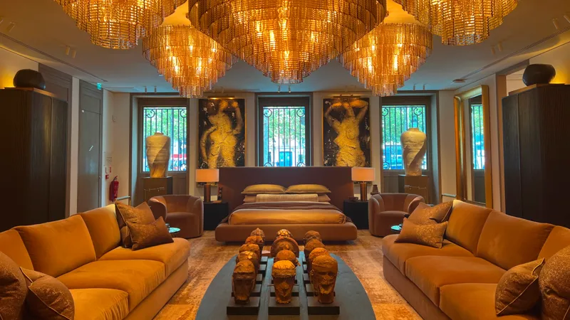 공간을 파는 럭셔리 홈퍼니싱 브랜드, RH