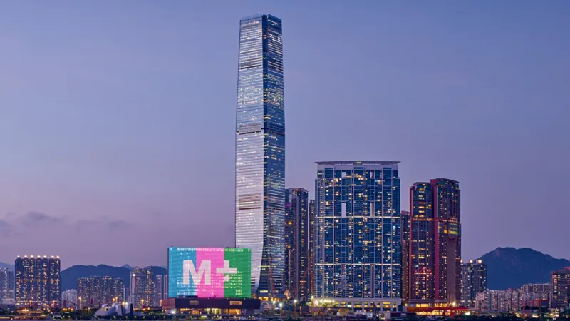 "대체 건축주가 누구시길래, 이렇게 거대한 미술관을 만들었을까?" / 홍콩 M+, 헤르조그 & 드 뫼롱