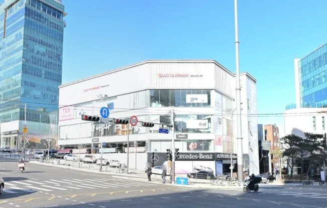 K콘텐츠 타고 부상한 ‘호텔·메디컬’로 개발 가능한 ‘도산대로 하이마트’ 부지 매물로