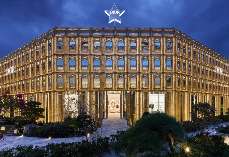 대나무로 건축된 럭셔리 실험, 디오르 뱀부 파빌리온 다이칸야마 