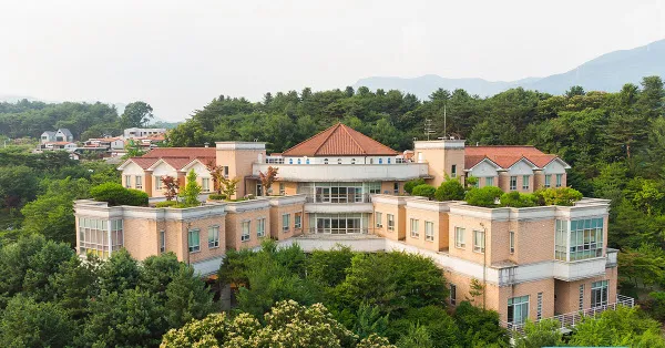 요양원, 저평가된 시니어 하우징 섹터의 재발견