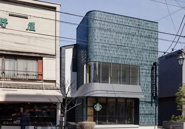 '같은 브랜드·다른 콘텐츠', 아트갤러리와 손잡은 도쿄의 스타벅스