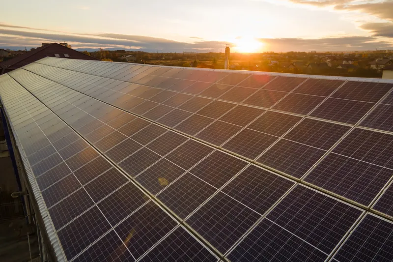 재생에너지의 시대, 전력 시스템을 바꾸는 새로운 인프라